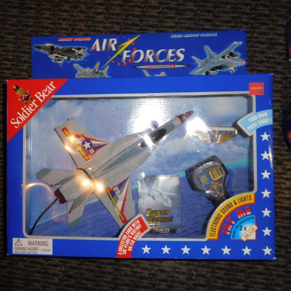 NEW SOLDIER BEAR AIR FORCES WIRED REMOTE CONTROL P